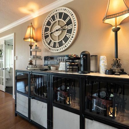 The Plantation House Boutique Inn Pflugerville Exterior foto