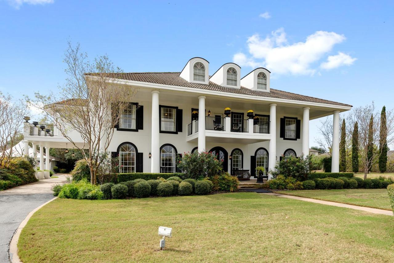 The Plantation House Boutique Inn Pflugerville Exterior foto